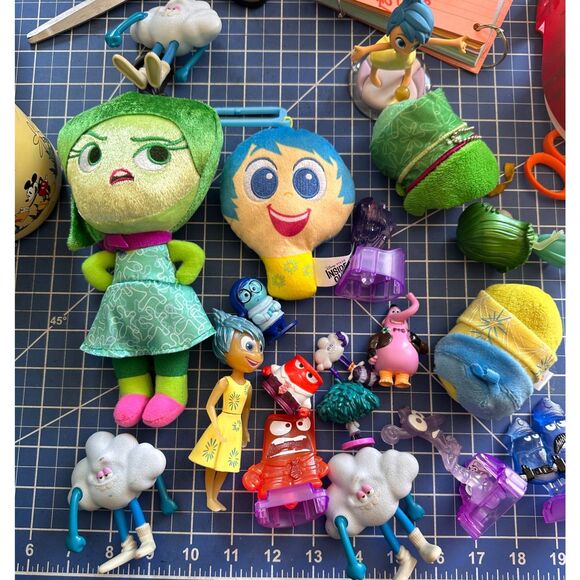 Disney Pixar INSIDE OUT figure mini plush bundle 15+ pcs 20050 - Picture 1 of 1